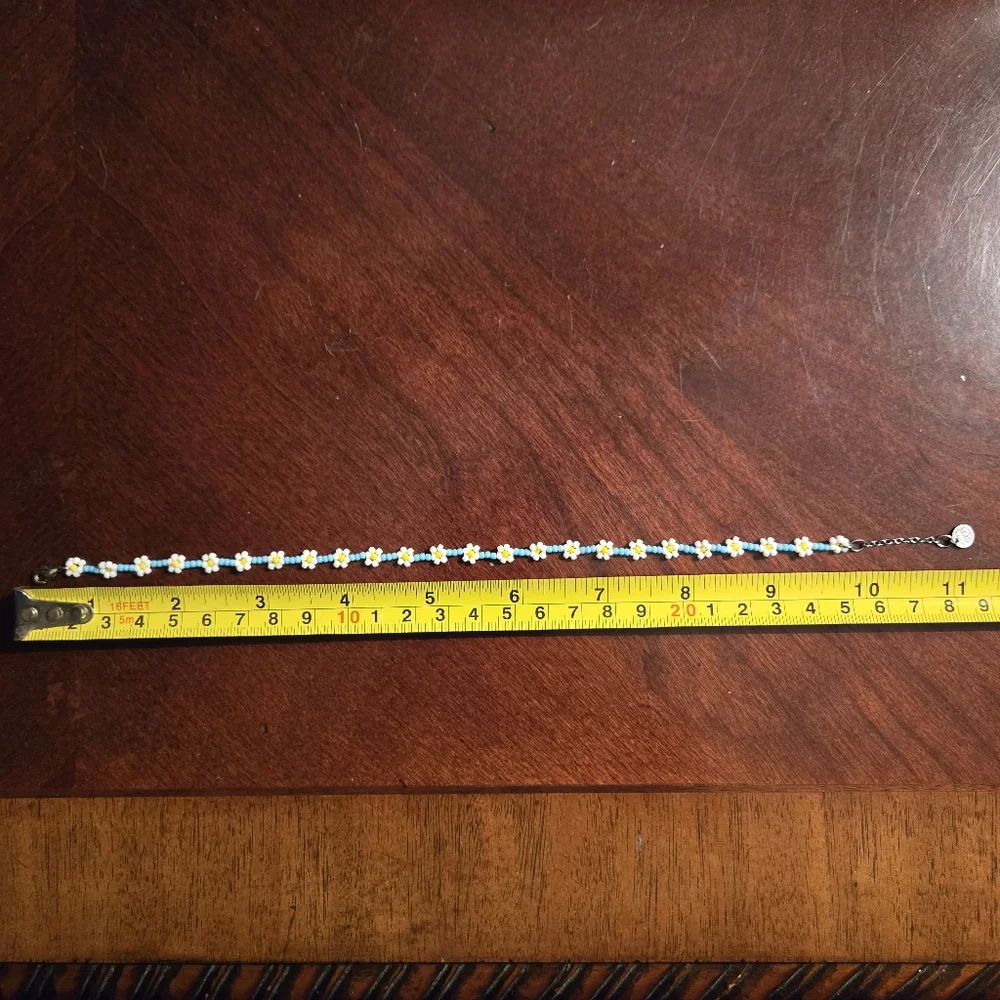 Pura Vida Blue and White Daisy Flower Seed Bead Anklet - Picture 3 of 3